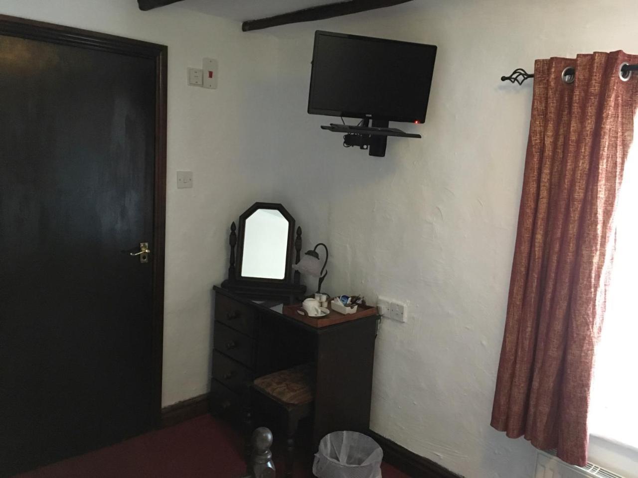 The Farmers Arms Hotel Eccleston  Екстериор снимка